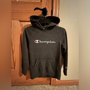 Girls Champion Hoodie with front pocket, size L (14)